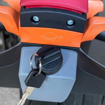 Самоходный Штабелер OXLIFT AX12DL 1600 мм 1200 кг Li-ion-8