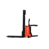 Самоходный Штабелер OXLIFT BX15L-4X Li-ion 5000 мм 1500 кг 24В 200Ач