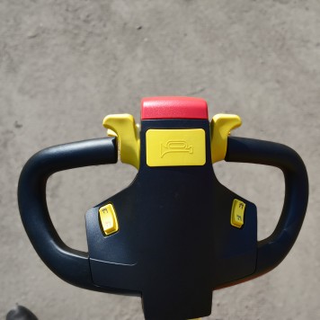 OXLIFT QZ-050-110 Самоходный (поводковый) подъемник ножничного типа с питанием от АКБ 11000 мм 500 кг-6