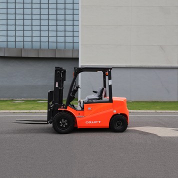 Электропогрузчик Вилочный RX 3530L OXLIFT 3500 кг 3000 мм Li-Ion, Side-Shift-3